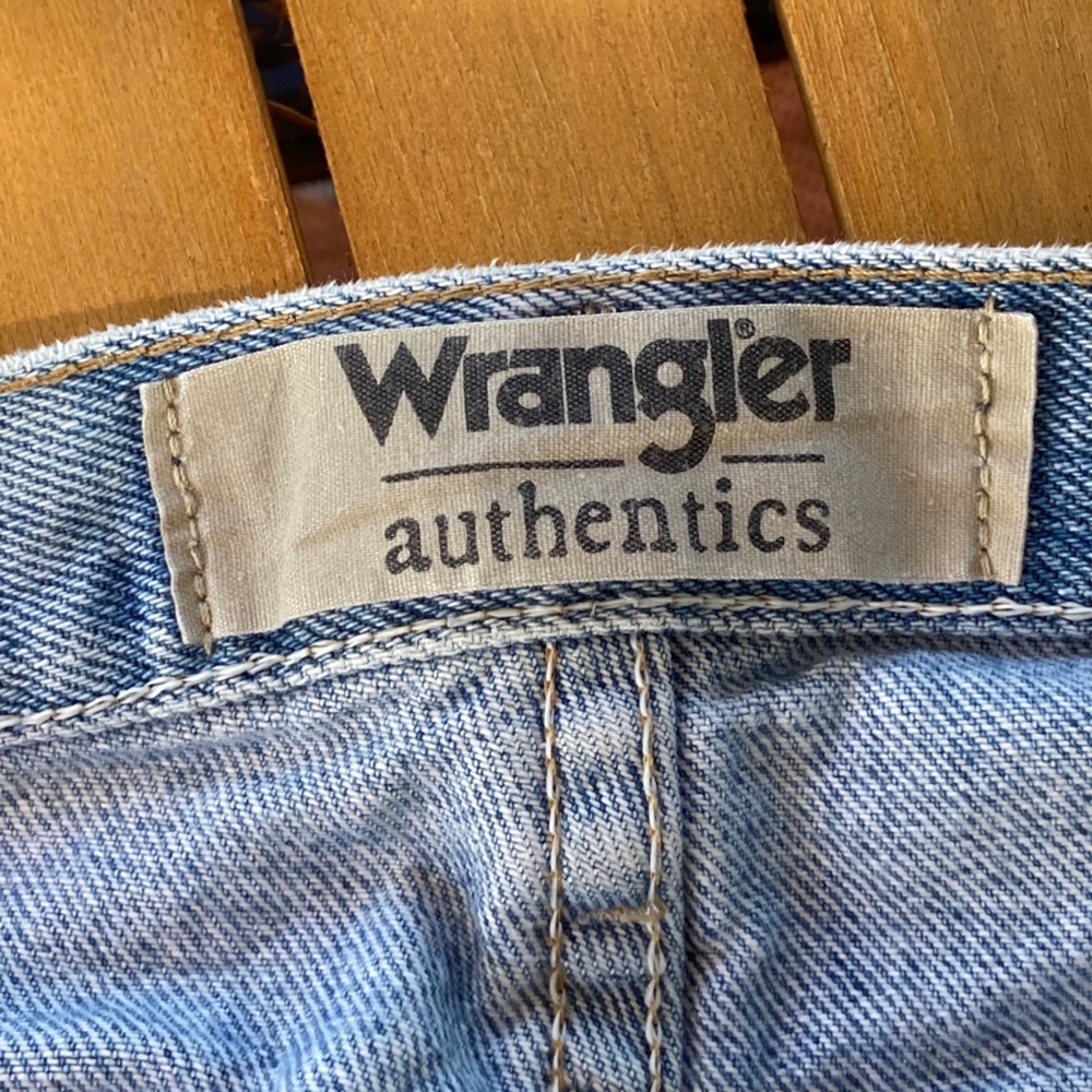 Wrangler Authentics Mens shorts size 40 - Picture 3 of 10